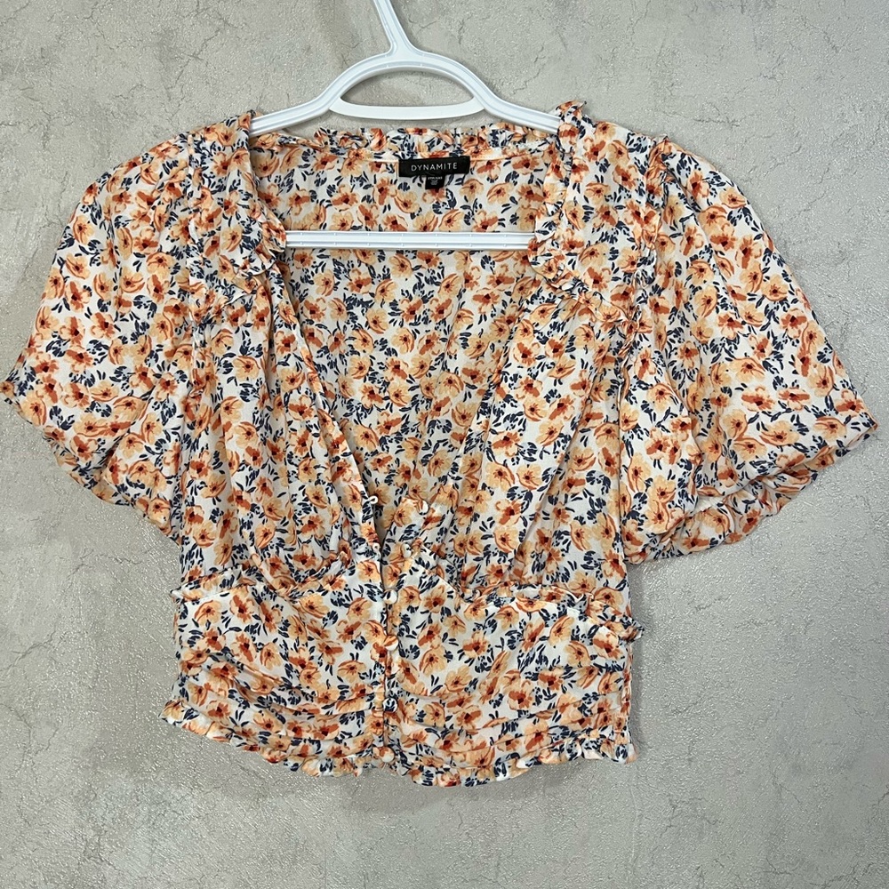 Dynamite floral Top
